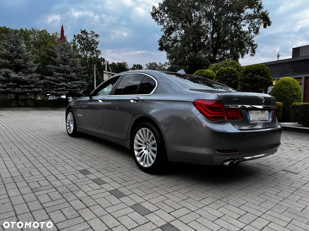 BMW Seria 7 730d - 19