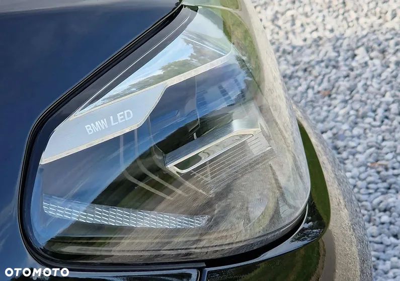 BMW Seria 5 518d - 32