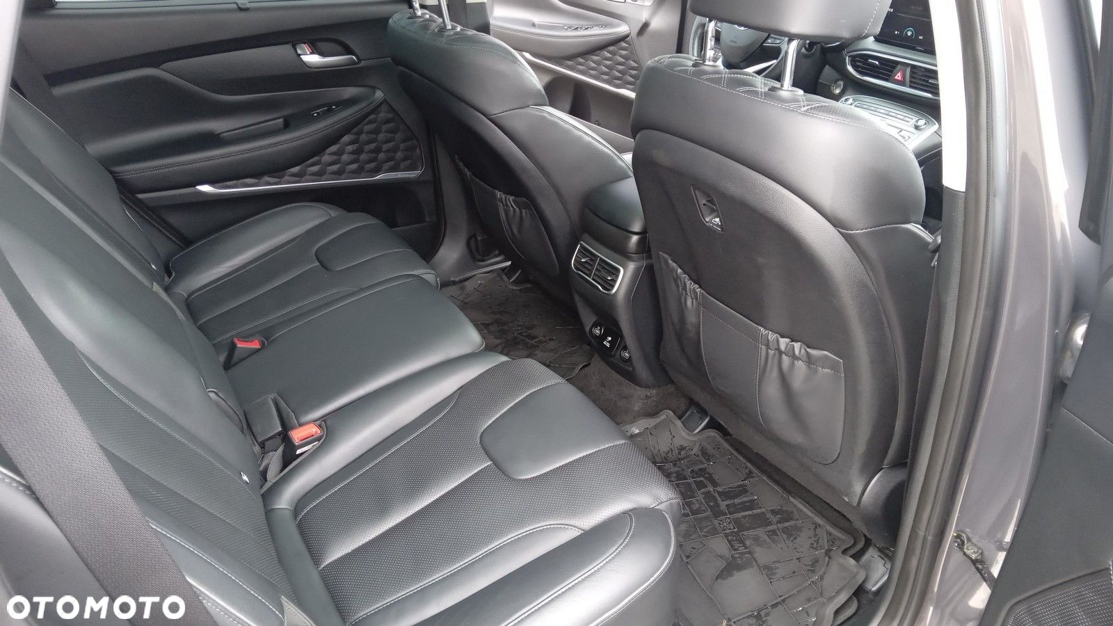 Hyundai Santa Fe 1.6 T-GDI HEV Platinum 4WD - 27