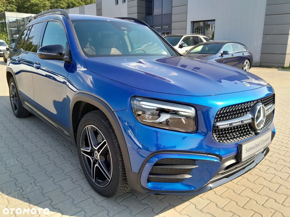 Mercedes-Benz GLB 200 AMG Line 7G-DCT - 7