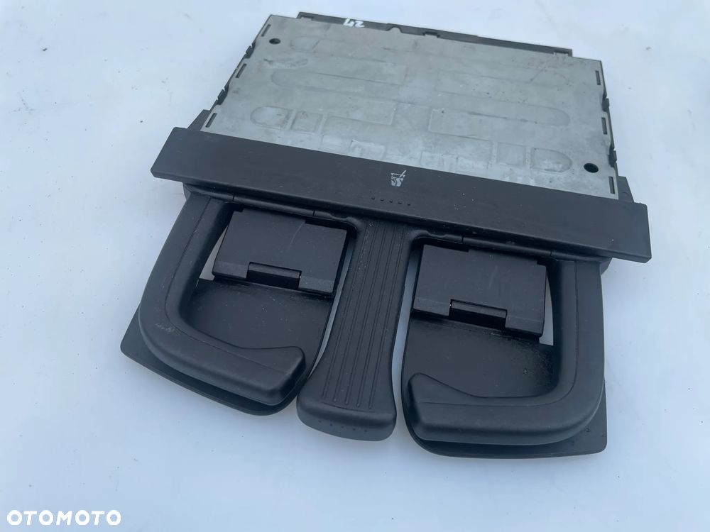 UCHWYT NA KUBKI NAPOJE VW GOLF IV 1J0858601 - 4