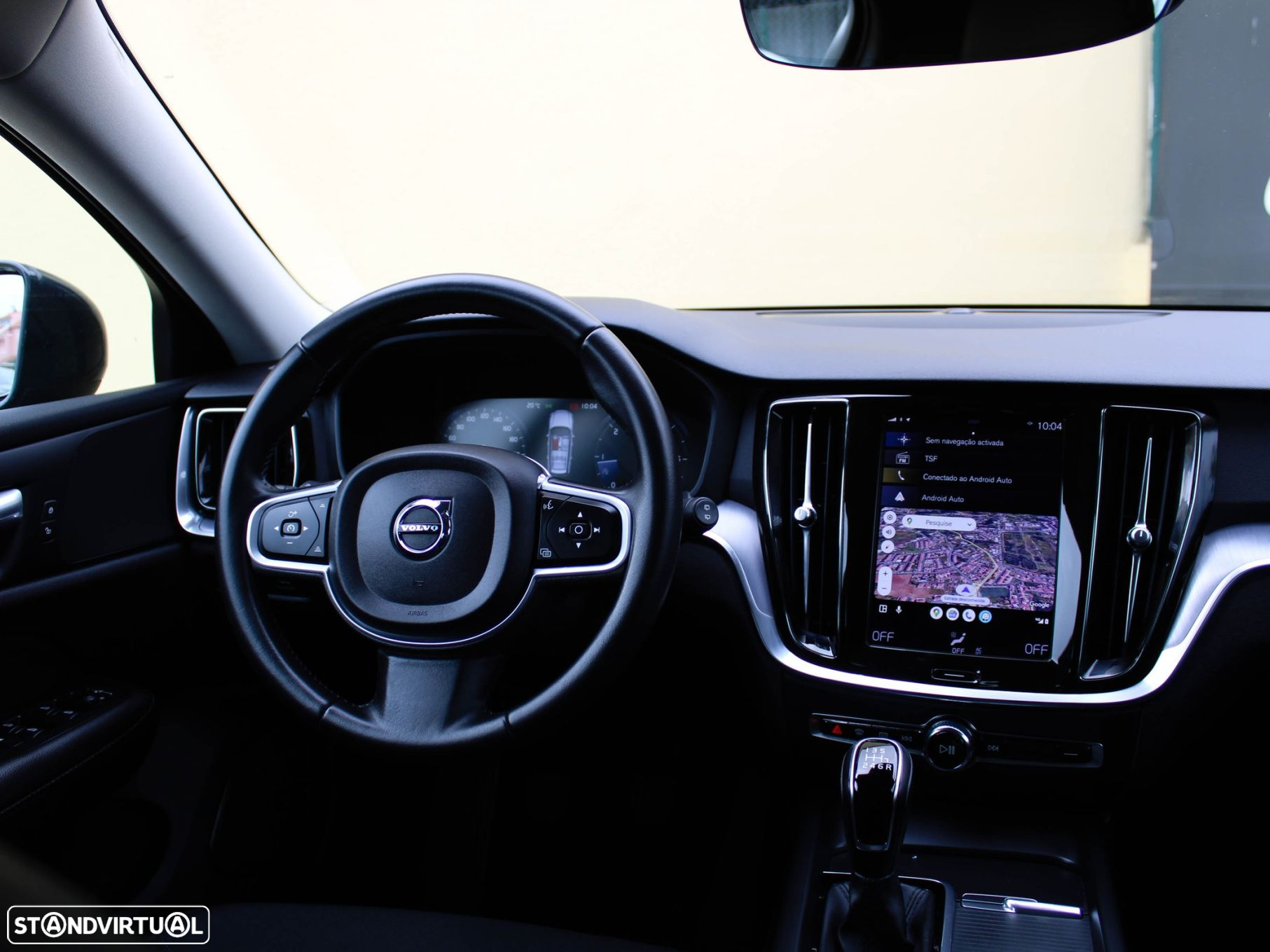Volvo V60 2.0 D3 Momentum - 26