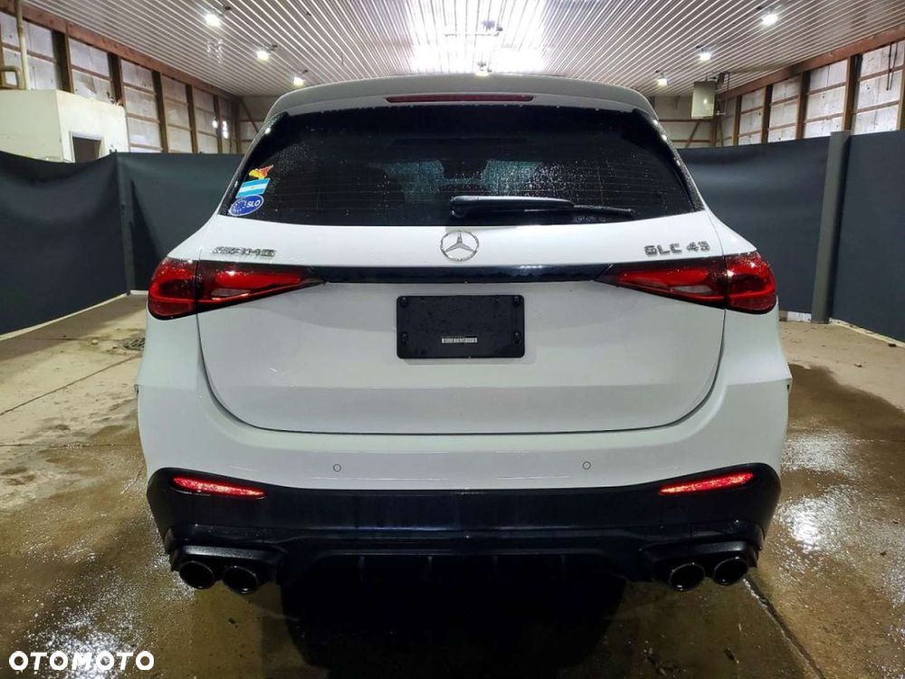 Mercedes-Benz GLC - 3