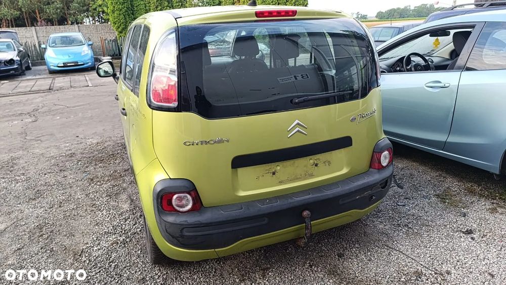 35443 citroen c3 picasso 1.4 vti 8fs na części lakier KARC - 12