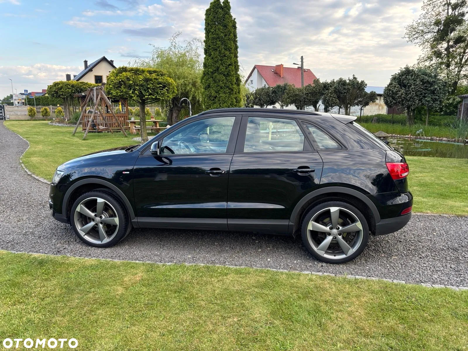 Audi Q3 2.0 TDI Edycja Specjalna - 4