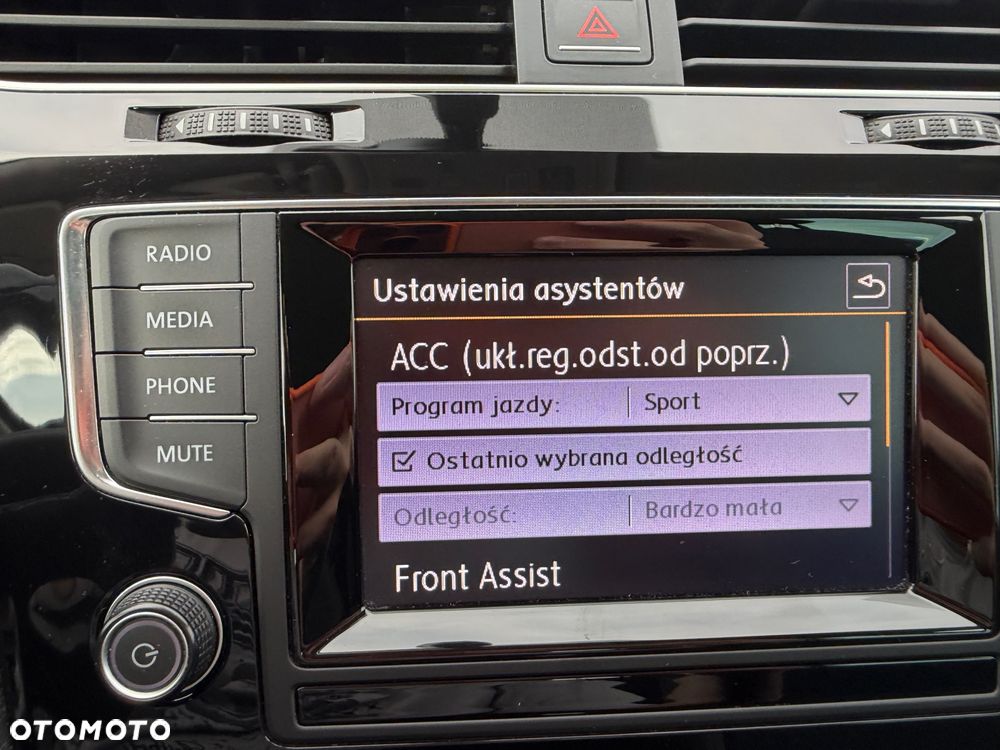 Volkswagen Golf Variant 2.0 TDI BlueMotion Technology DSG Edition - 21