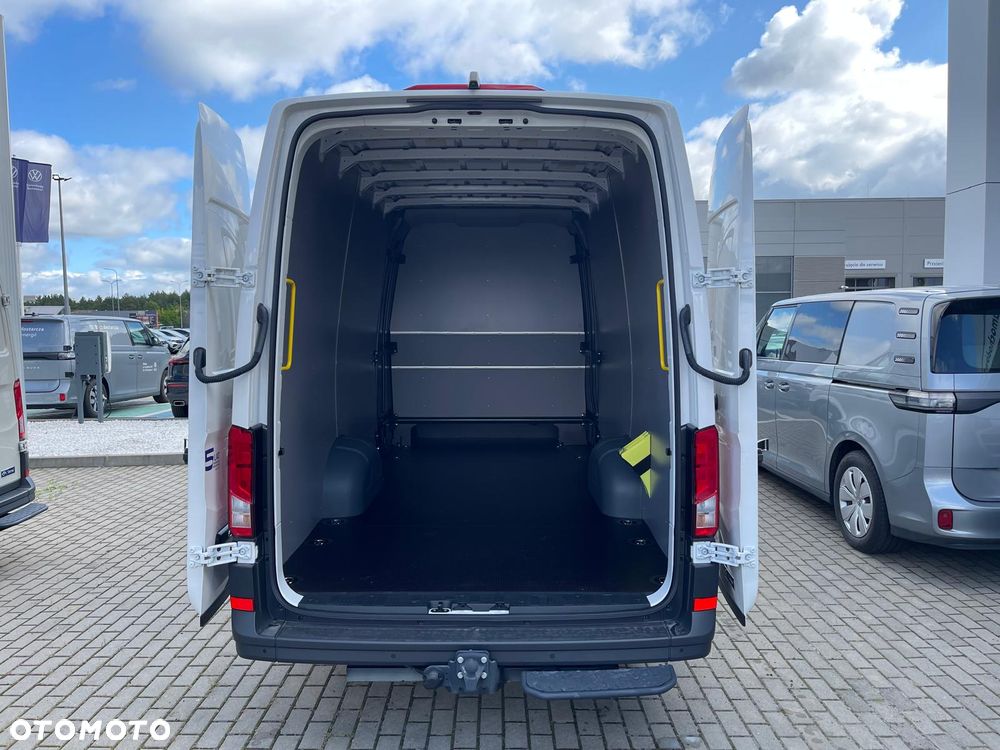 Volkswagen Crafter - 11