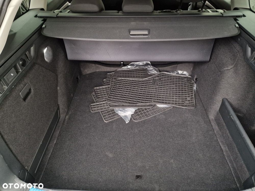 Skoda Superb 1.5 TSI mHEV Selection DSG - 14