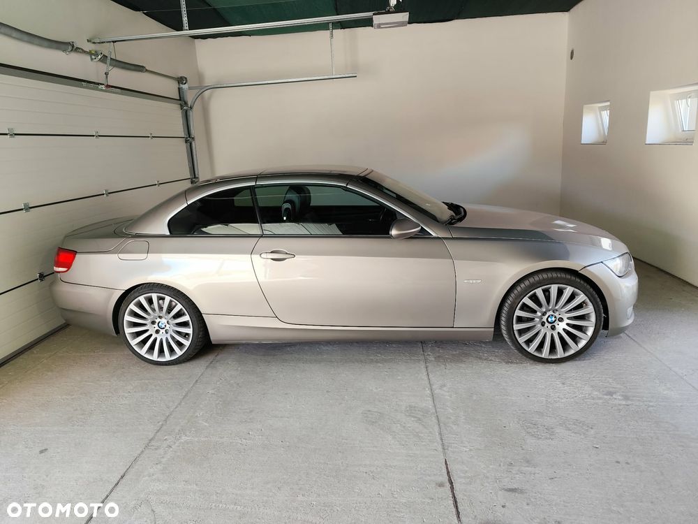 BMW Seria 3 325d DPF - 3