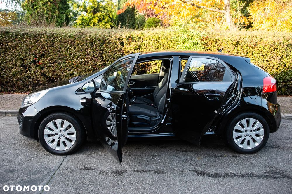 Kia Rio 1.4 Business Line Plus - 16