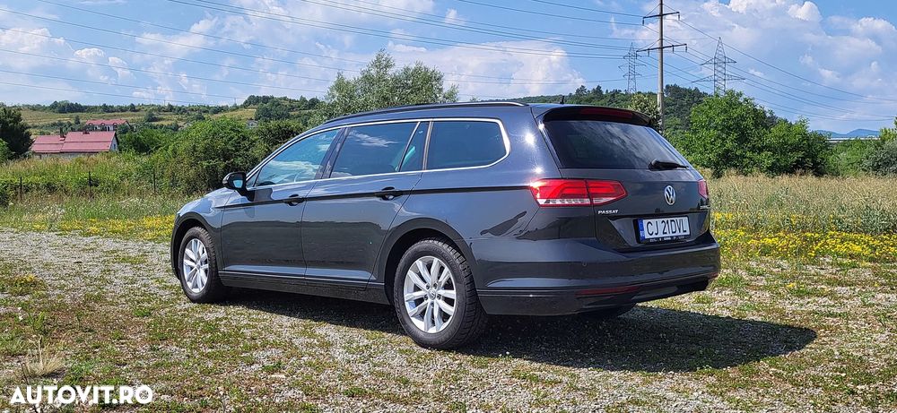Volkswagen Passat - 15