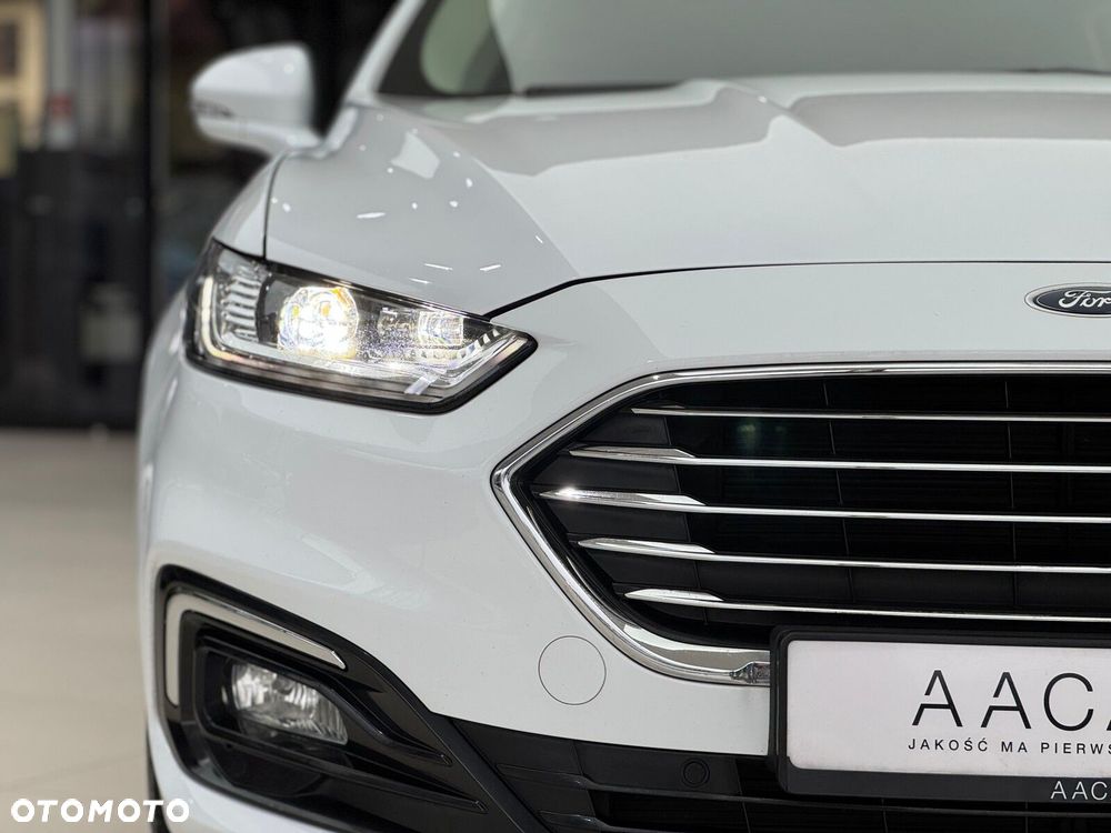 Ford Mondeo - 40