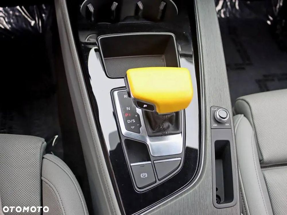 Audi A4 Limousine 45 TFSI quattro S tronic S line - 17