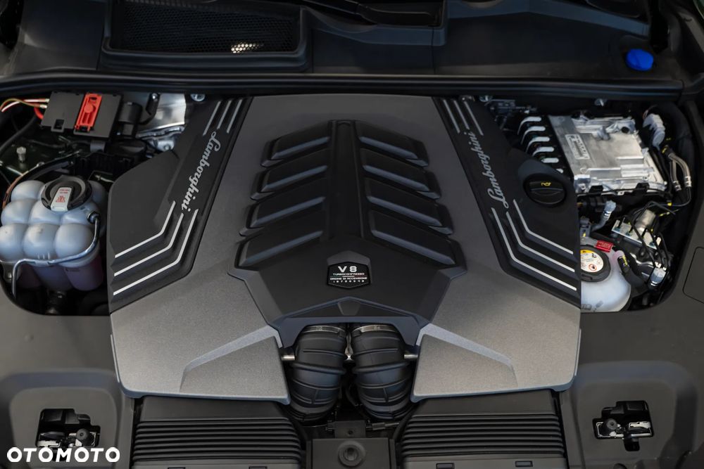 Lamborghini Urus - 25