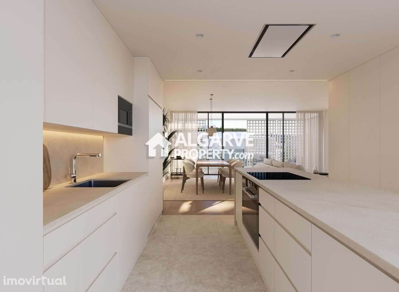 Duplex T3 de Luxo com Piscina no Terraço no Centro de Vilamoura – Bota - Grande imagem: 3/23