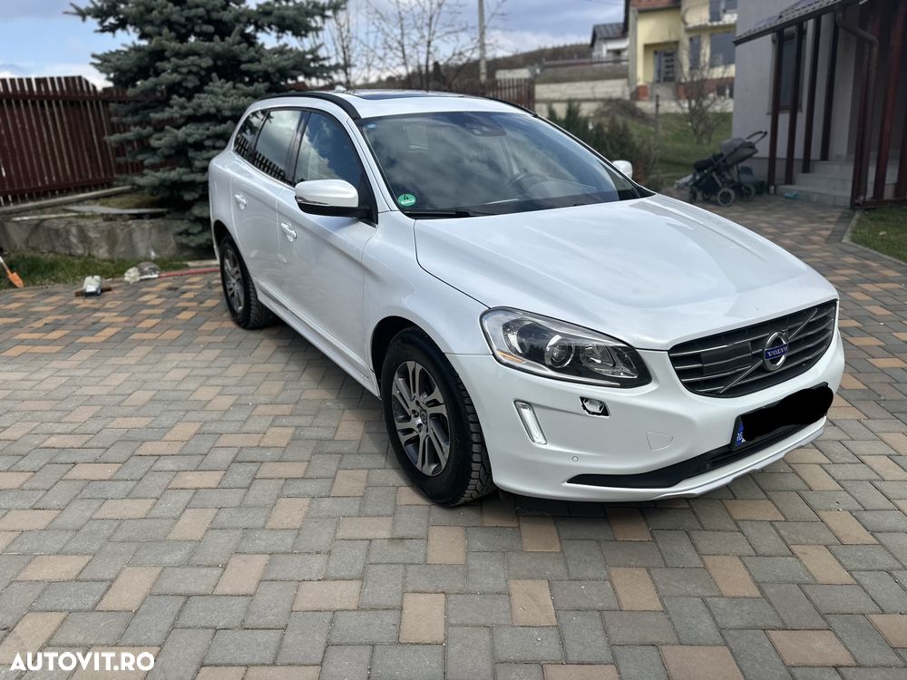 Volvo XC 60 D4 AWD Geartronic Summum - 3