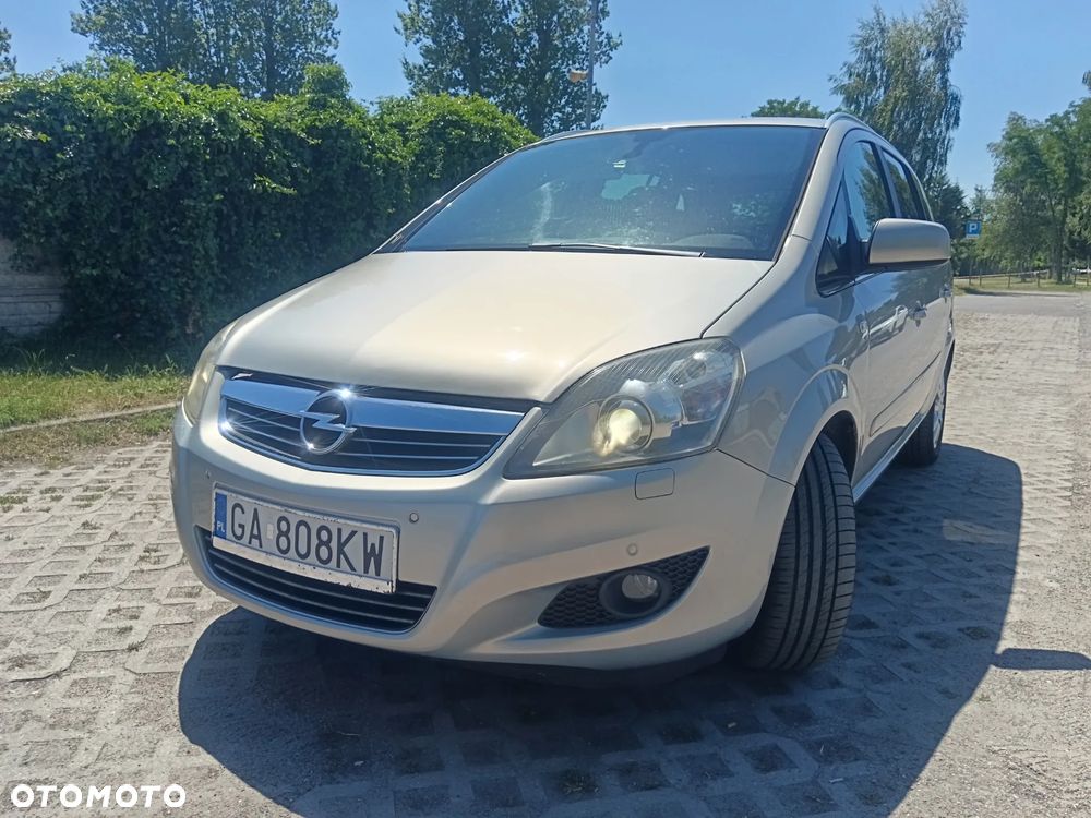 Opel Zafira 1.8 Innovation 110 Jahre - 22