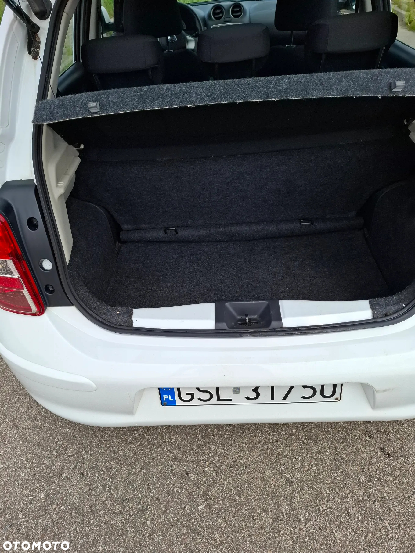 Nissan Micra 1.2 30th Anniversary - 8