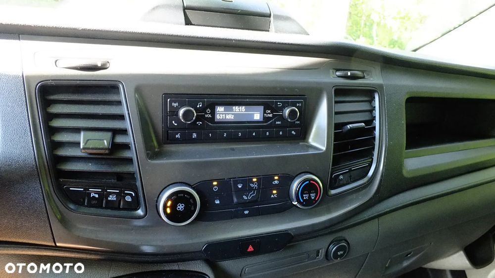 Ford Transit Custom - 23