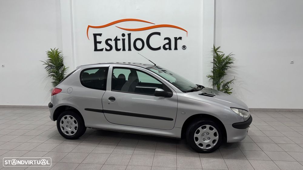 Peugeot 206 1.1 XR - 3