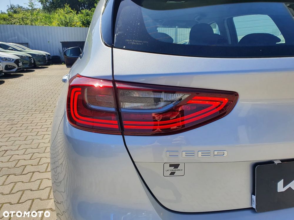 Kia Ceed 1.5 T-GDI M DCT - 23