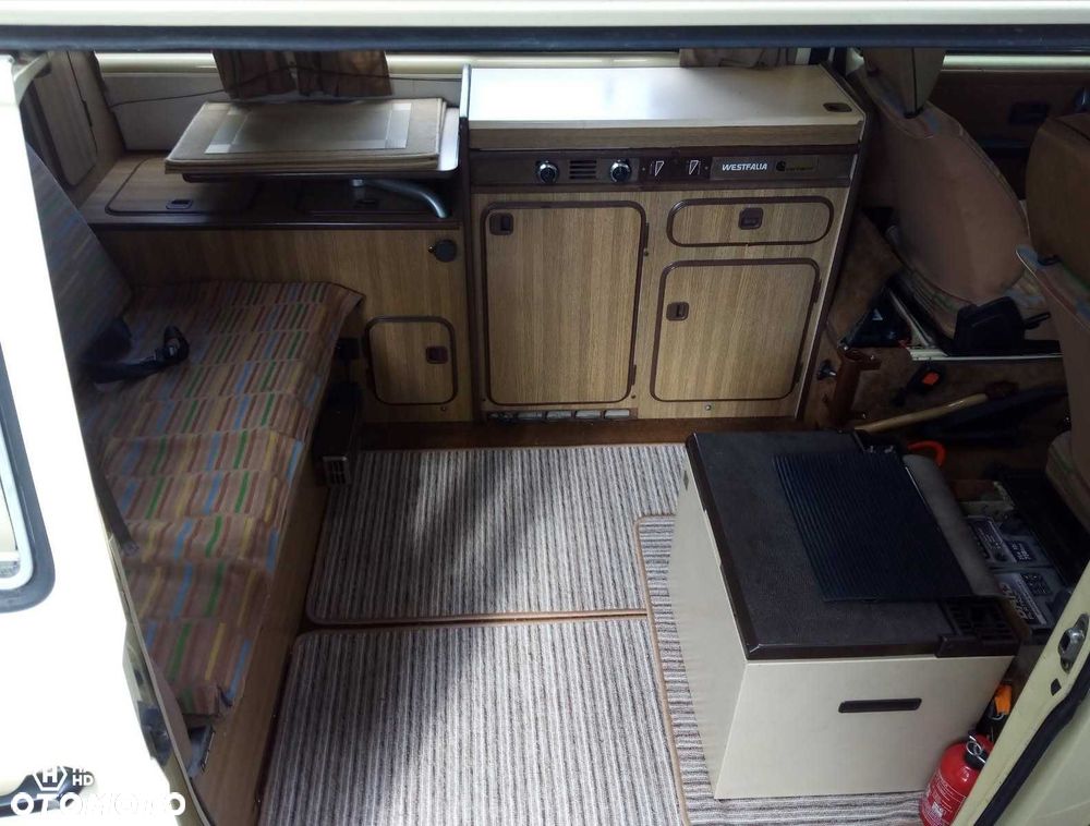 Volkswagen Transporter - 4