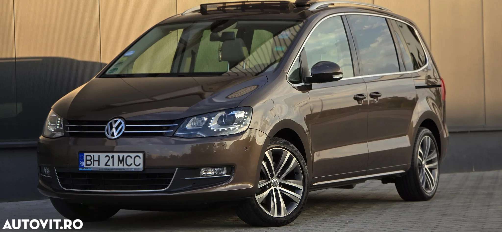 Volkswagen Sharan 2.0 TDI DSG BlueMotion Technology Highline - 20