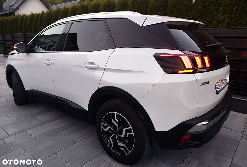 Peugeot 3008 1.2 PureTech Active S&S - 11