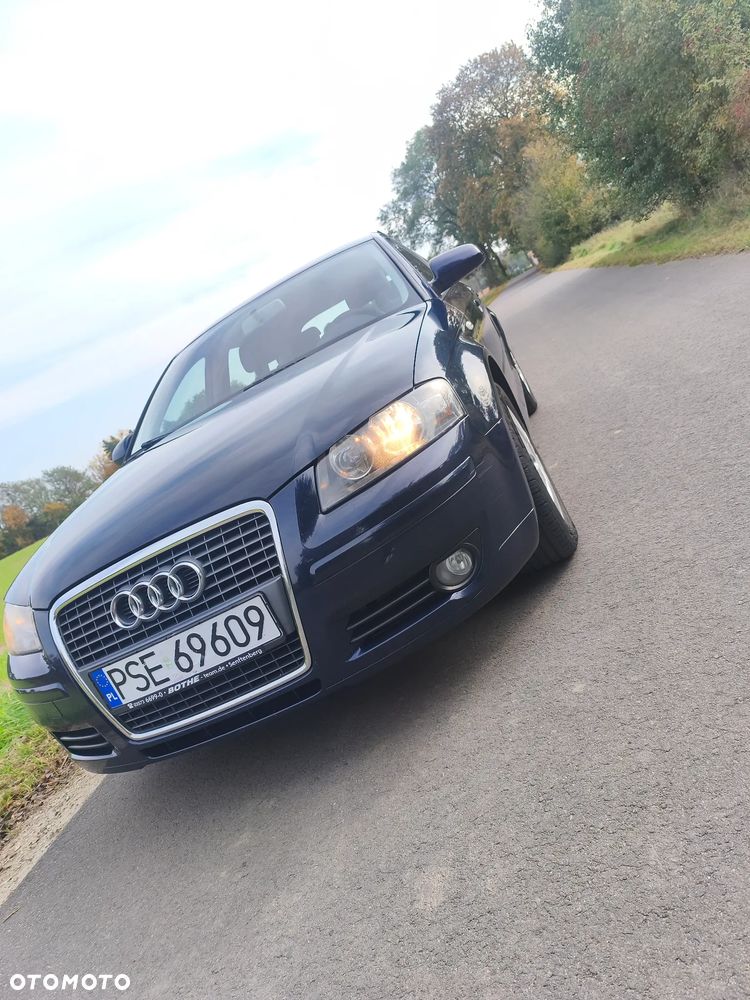 Audi A3 Sportback - 2