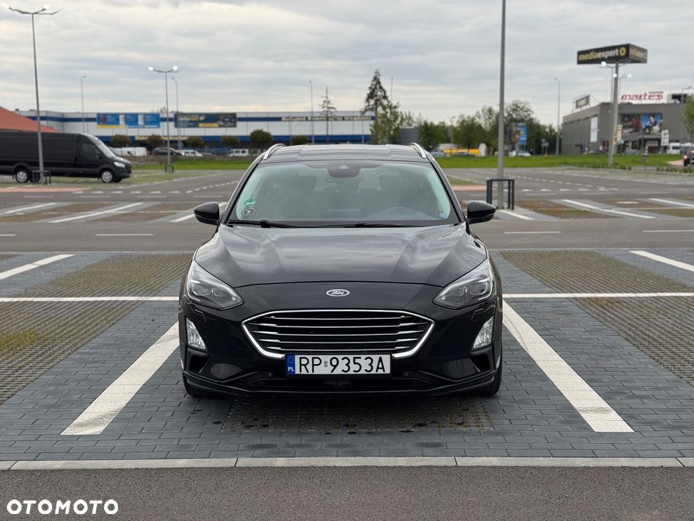 Ford Focus 2.0 EcoBlue Titanium Business - 4