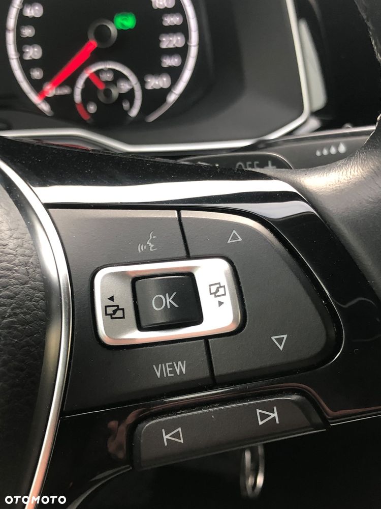 Volkswagen Polo - 28