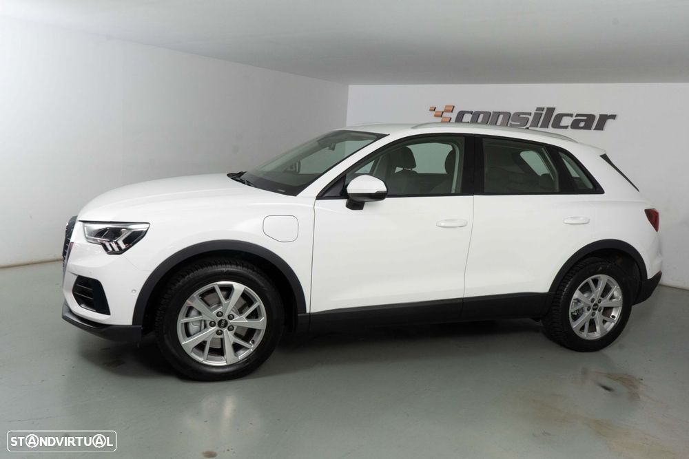 Audi Q3 45 TFSIe S tronic - 8