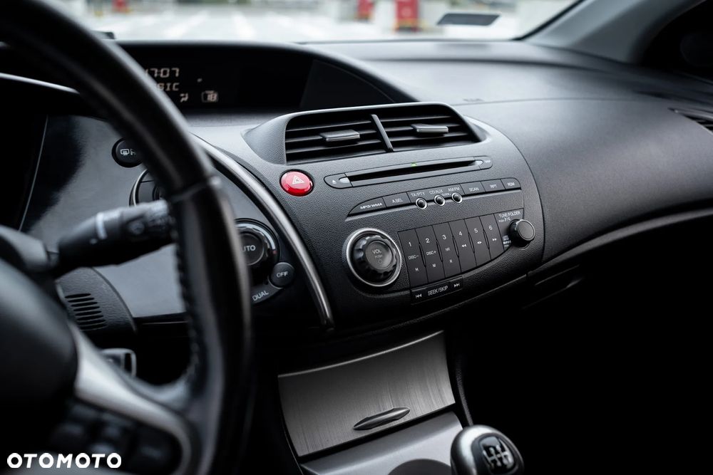 Honda Civic 1.8 TypeS - 17