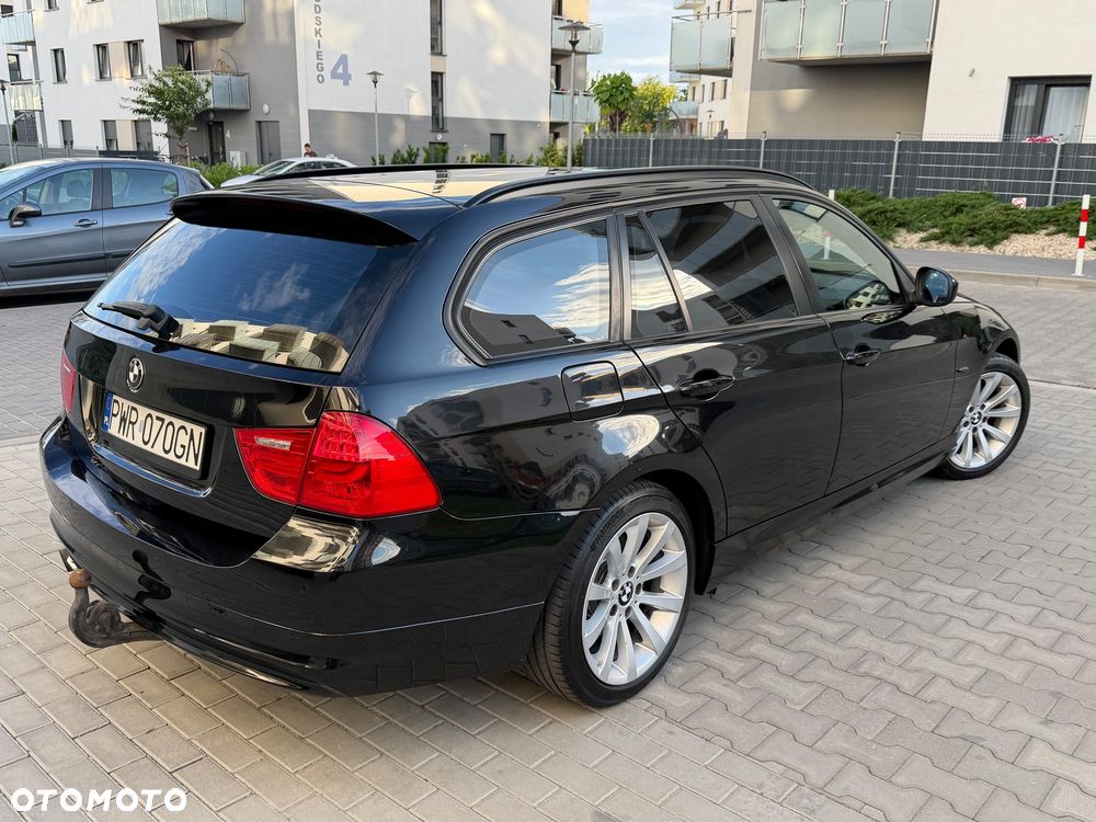 BMW Seria 3 318d DPF Edition Lifestyle - 12