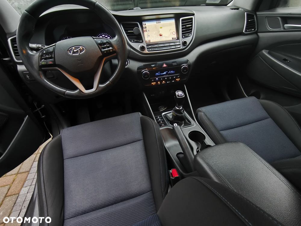 Hyundai Tucson 2.0 CRDI BlueDrive GO 2WD - 12