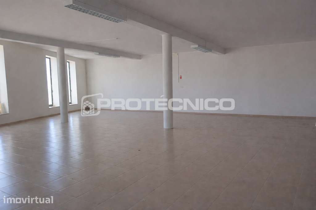 Armazém c/ 1.130m2 – Z. I. de Albergaria-a-Velha - Grande imagem: 4/12