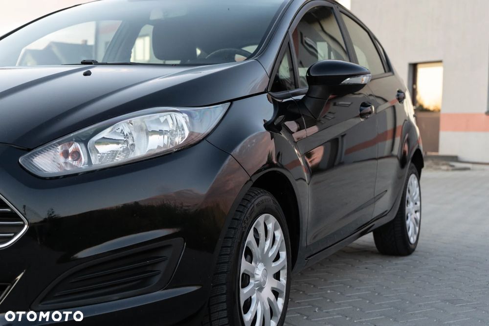 Ford Fiesta 1.25 Celebration - 9