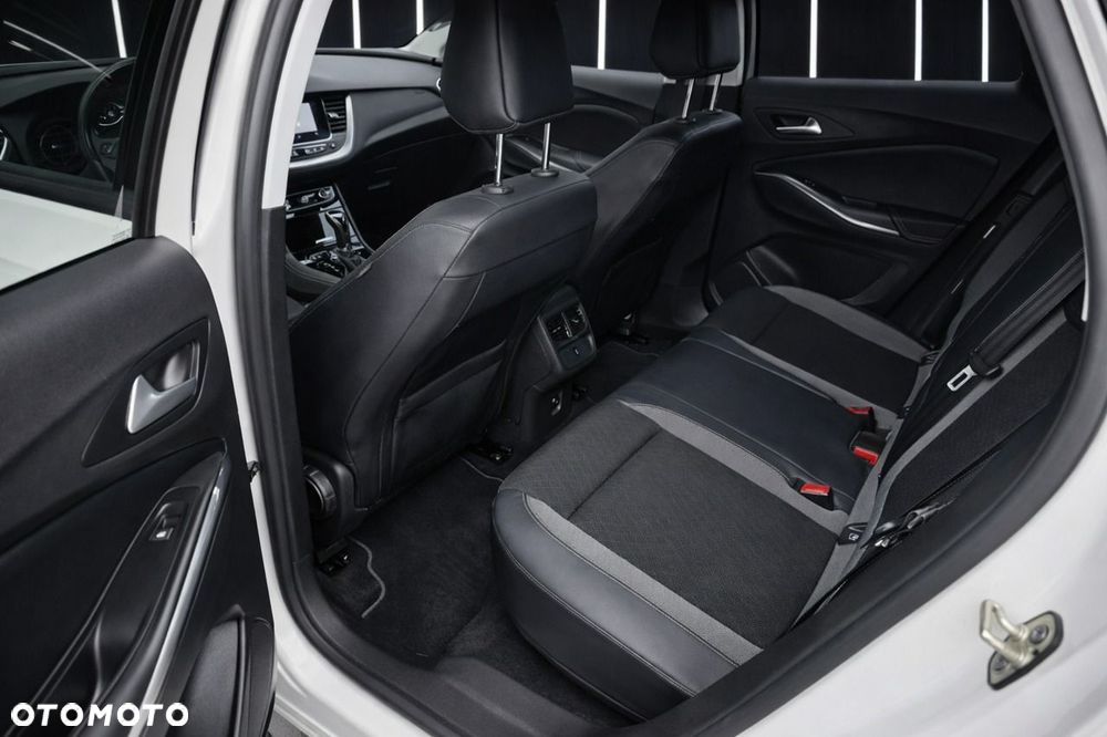 Opel Grandland X - 15