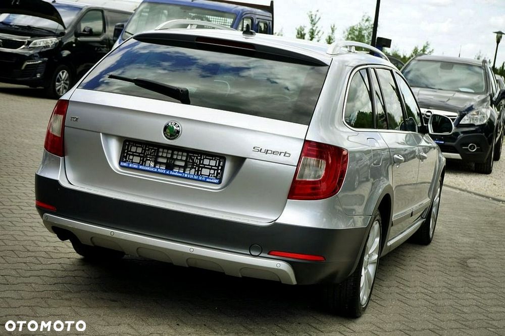 Skoda Superb 1.6 TDI Elegance - 6