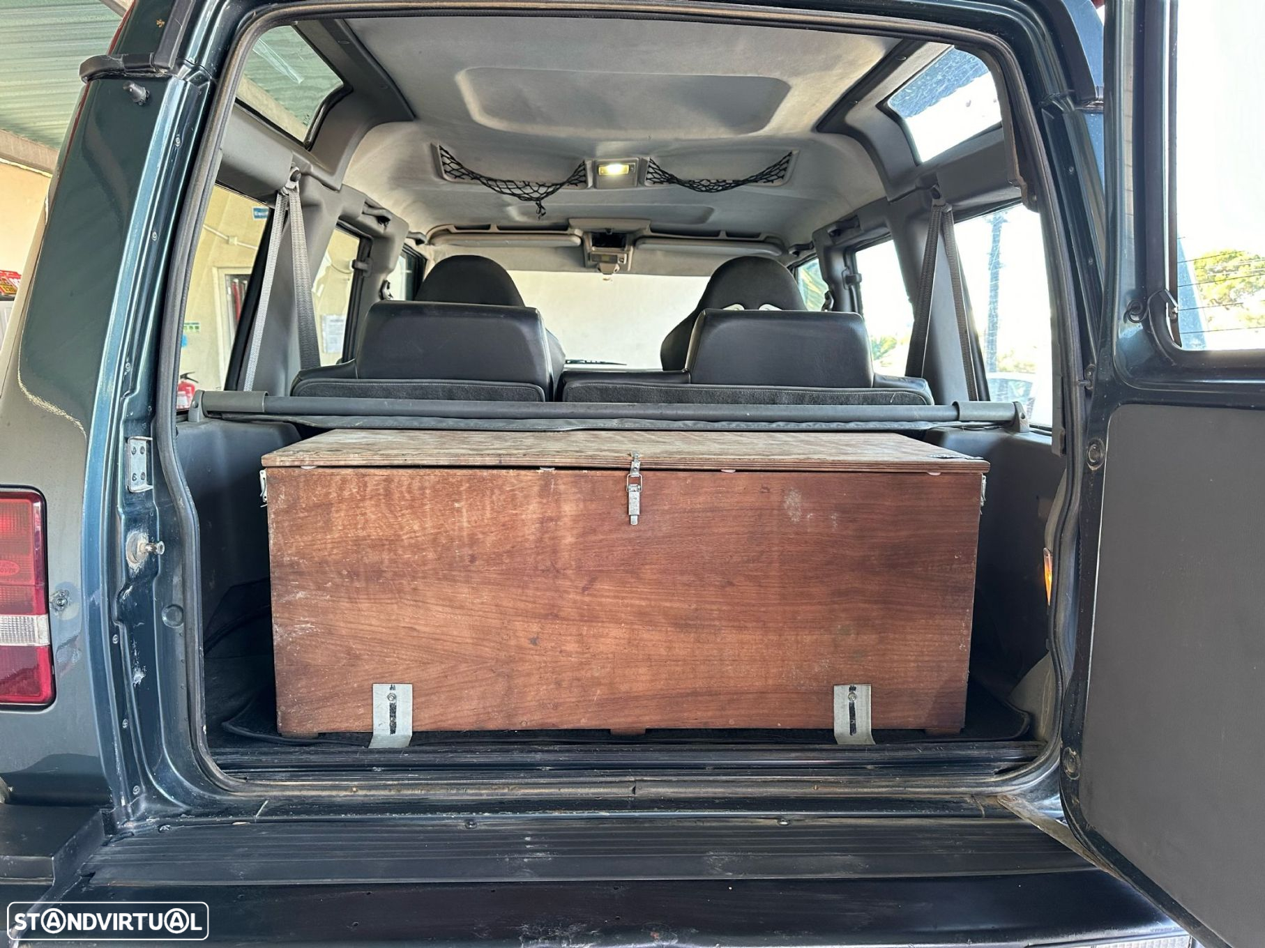 Land Rover Discovery - 9