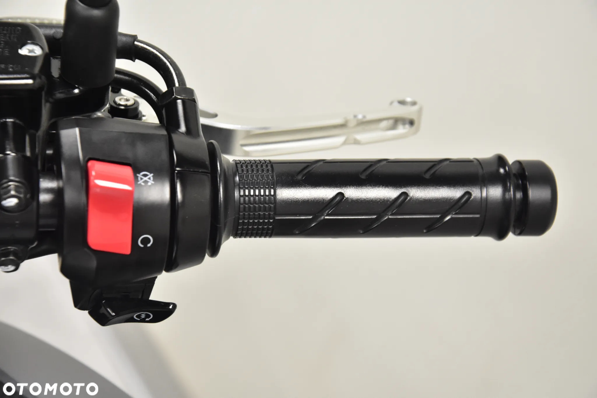 Honda CB - 23
