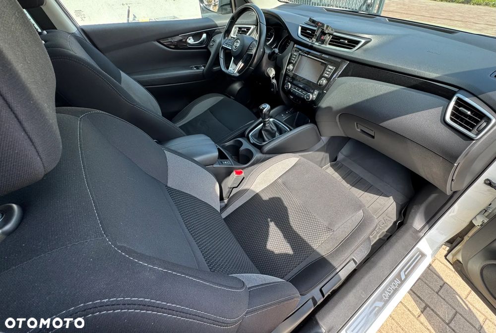Nissan Qashqai - 24