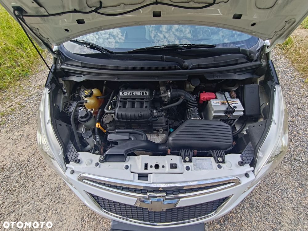 Chevrolet Spark 1.0 LT - 9