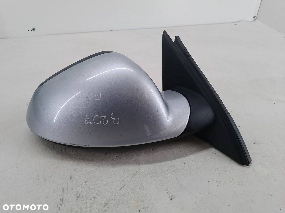 LUSTERKO PRAWE OPEL INSIGNIA A 13269577 13268446 Z176 - 2