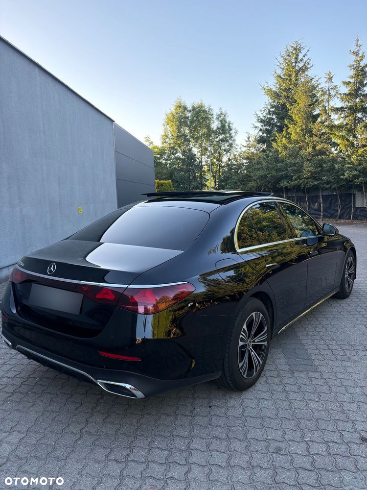 Mercedes-Benz Klasa E 220 d mHEV AMG 9G-Tronic - 6