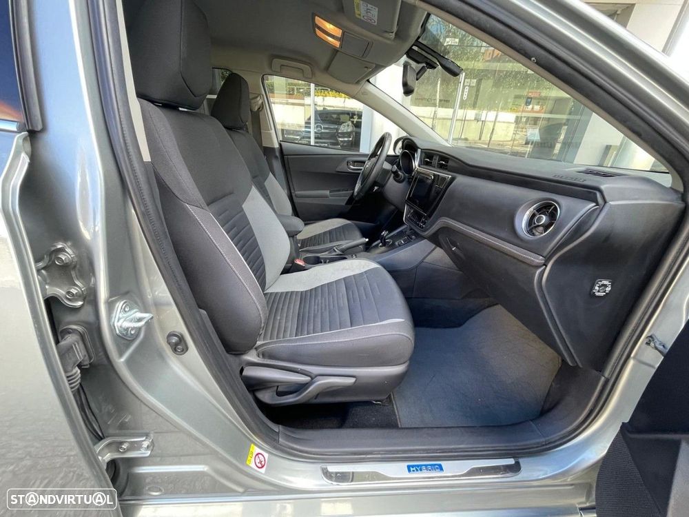 Toyota Auris 1.8 HSD Comfort +P.Techno+P.Sport - 14