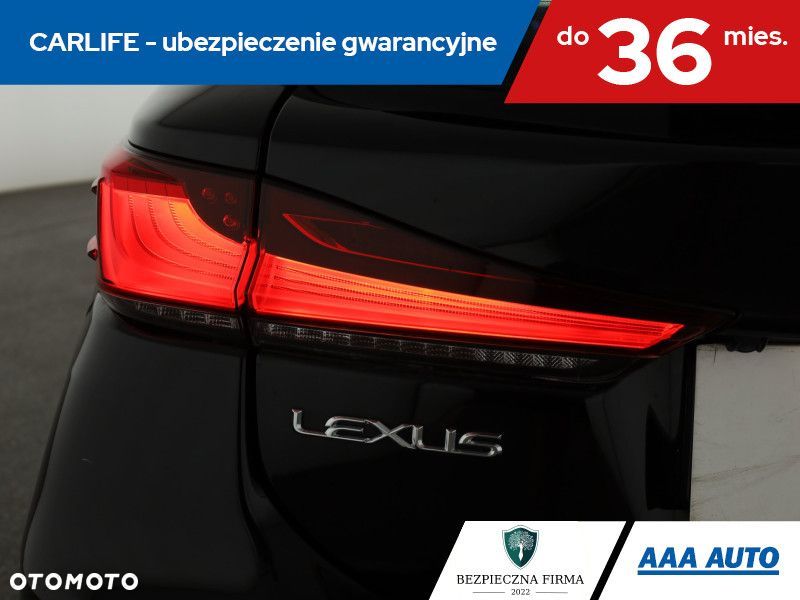 Lexus CT - 18
