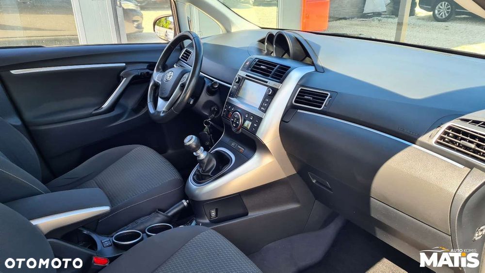 Toyota Verso - 22