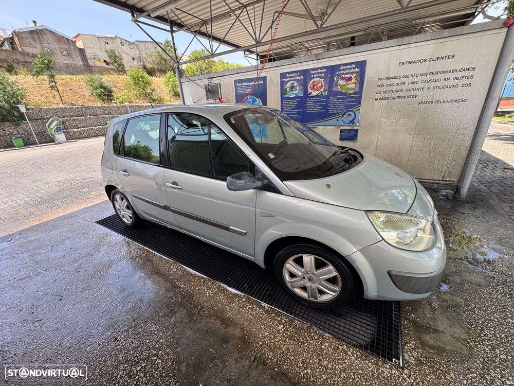 Renault Scénic - 1