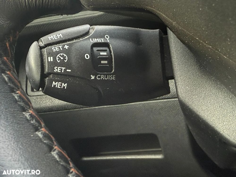 Peugeot 3008 BlueHDi 120 Stop & Start EAT6 Active - 17